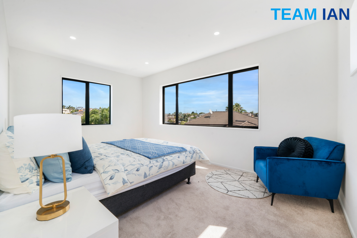 6/90 Picasso Drive West Harbour, Auckland