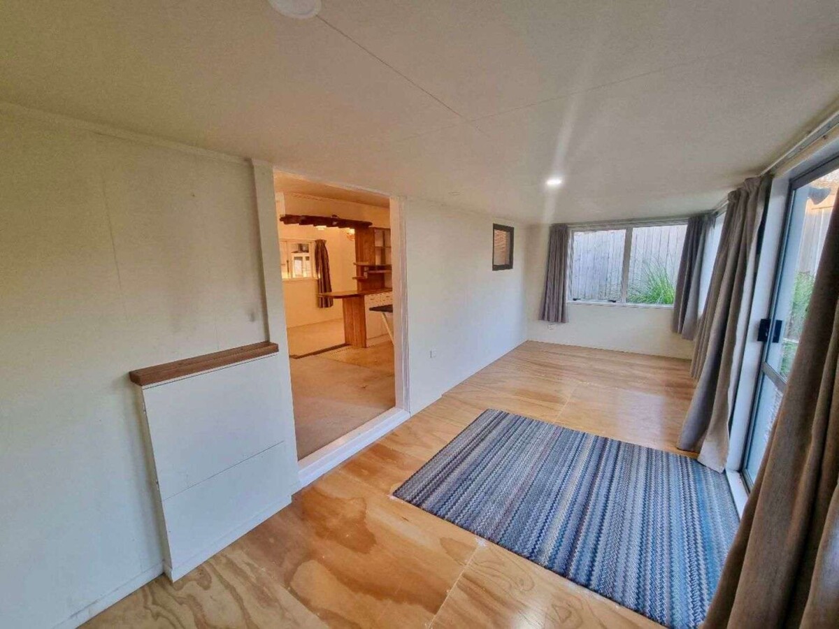 2 x two bedroom homes, both on a large elevated 837 sqm (more or less) site with views, Located in a family friendly neighbourhood with nearby Stanmore Bay Beach, shops and restaurants, 4 Brian Crescent Stanmore Bay, Auckland
