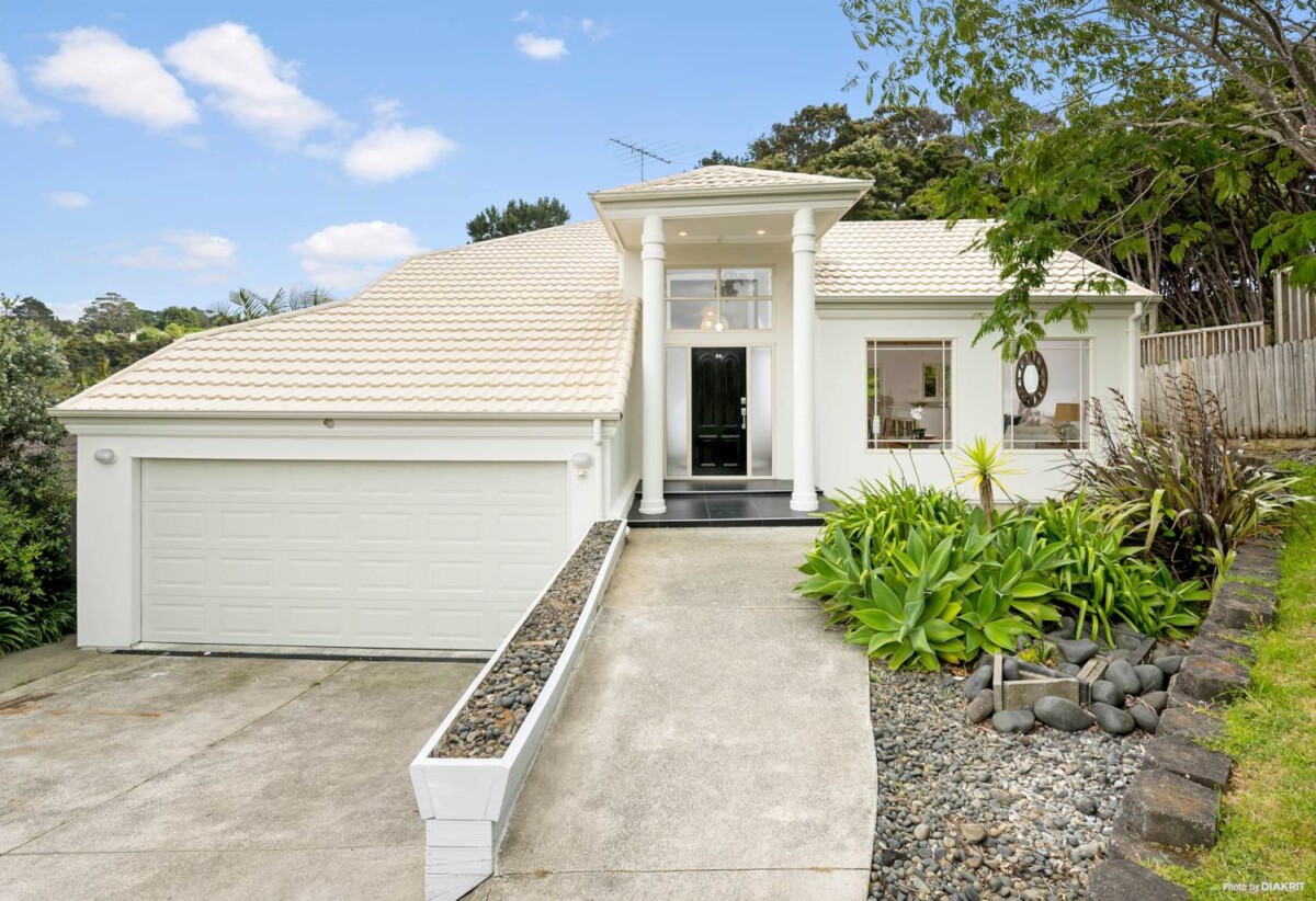 89 Glendhu Road, Glenfield, Auckland