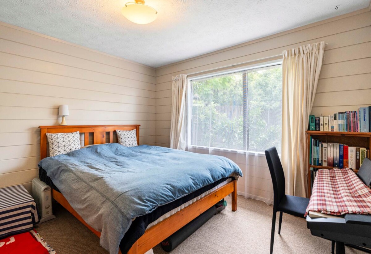 2/106 Bradbury Road, Botany Downs, Auckland