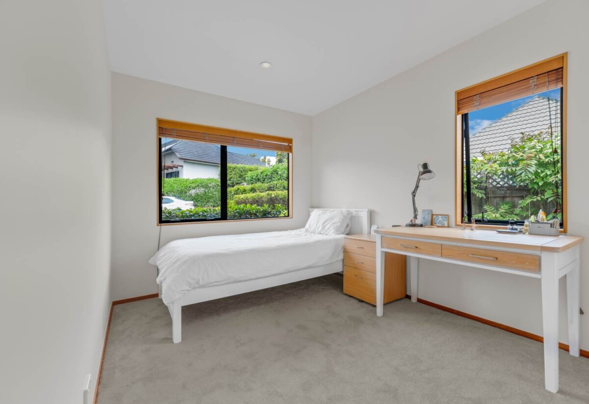 66 Manor Park, Sunnyhills, Auckland