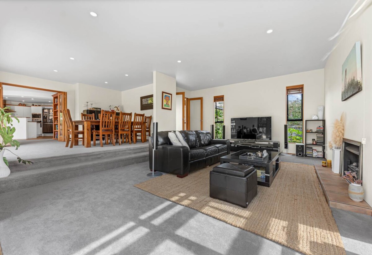 66 Manor Park, Sunnyhills, Auckland