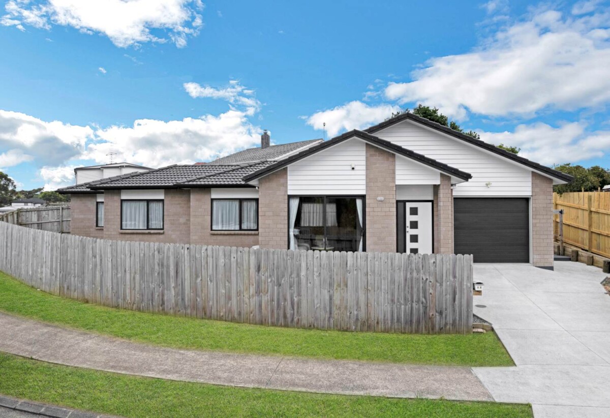 6A Clutha Crescent, Clover Park, Auckland