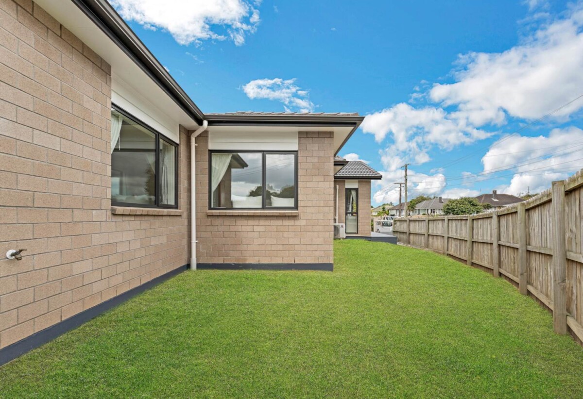 6A Clutha Crescent, Clover Park, Auckland