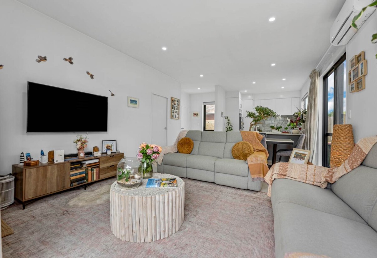 Urgent sale, 4C Carolyn Street, Manukau, Auckland