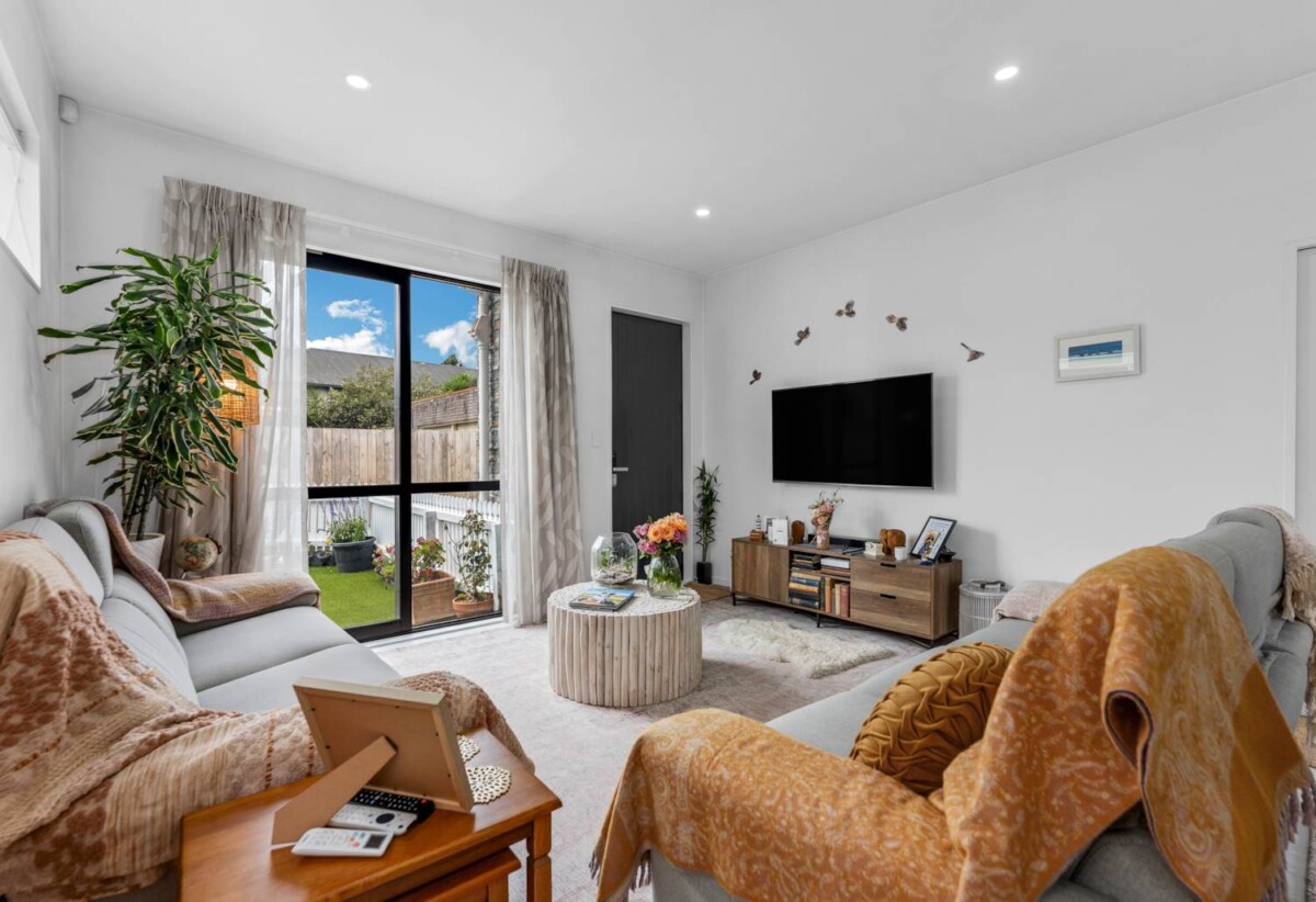 Urgent sale, 4C Carolyn Street, Manukau, Auckland