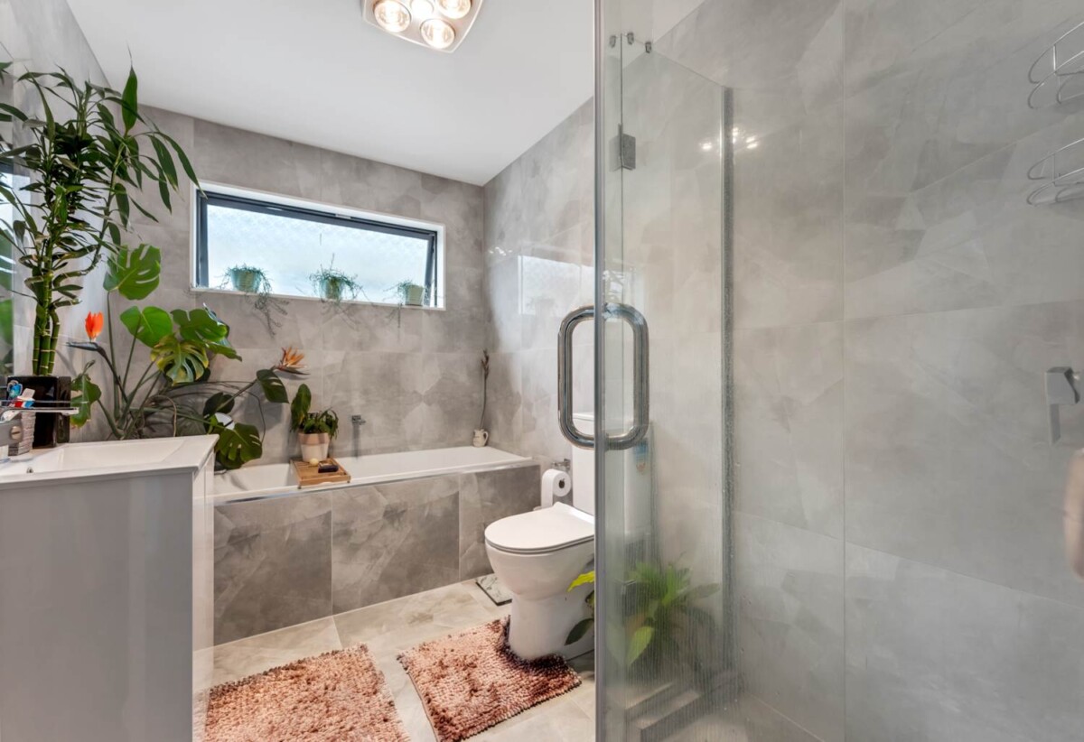 Urgent sale, 4C Carolyn Street, Manukau, Auckland
