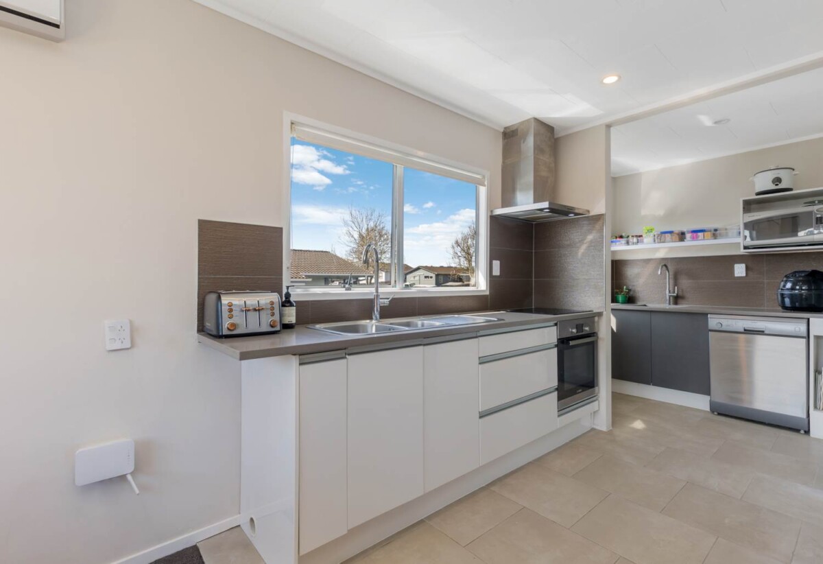 25 Secretariat Place, Randwick Park, Auckland