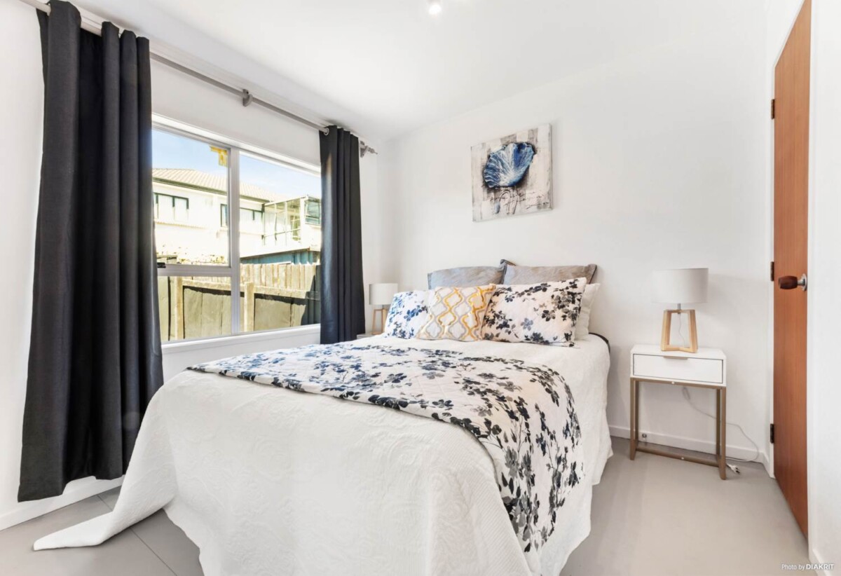 2/6 Benygloe Place, Highland Park, Auckland