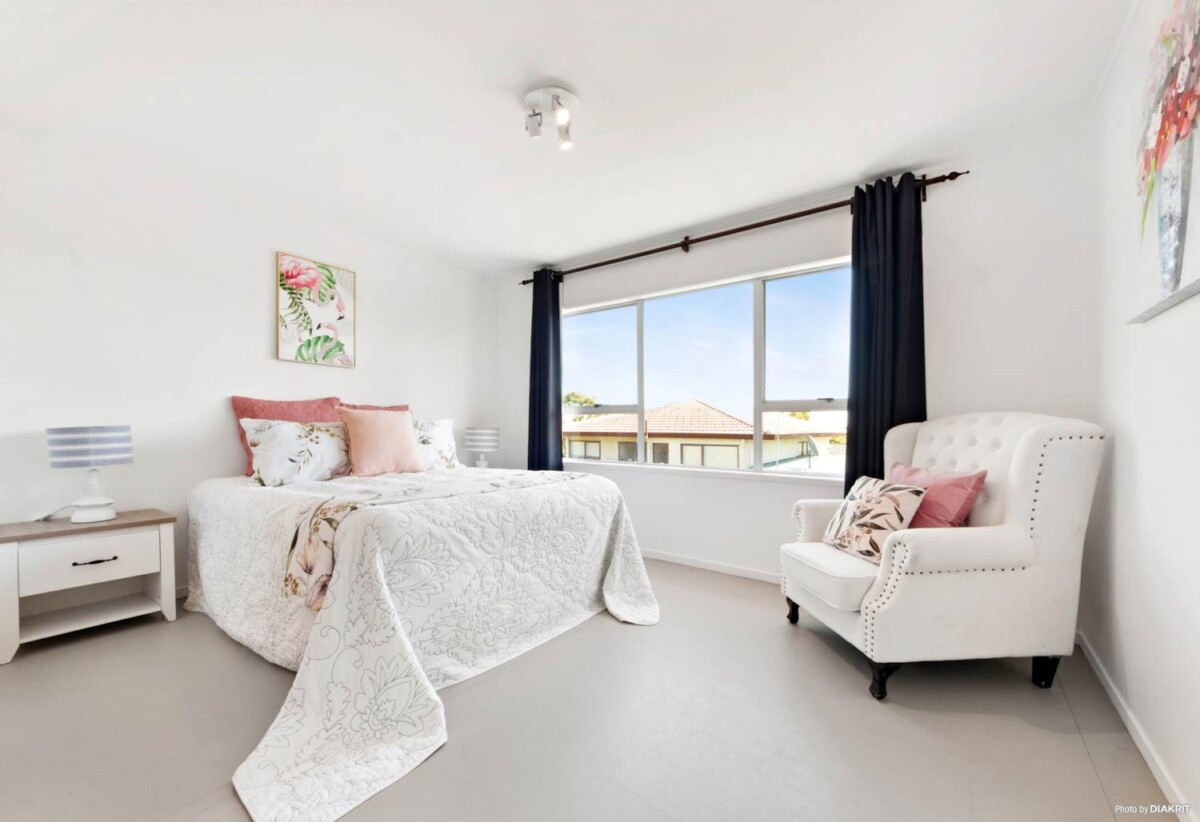2/6 Benygloe Place, Highland Park, Auckland