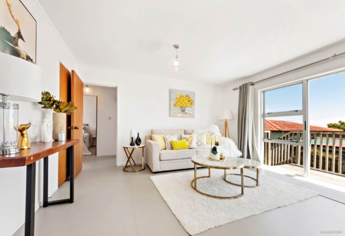 2/6 Benygloe Place, Highland Park, Auckland