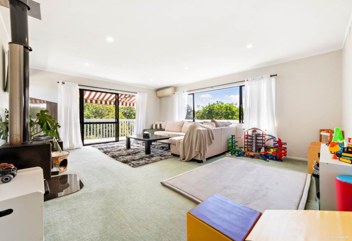 41 De Quincey Terrace, Highland Park, Auckland