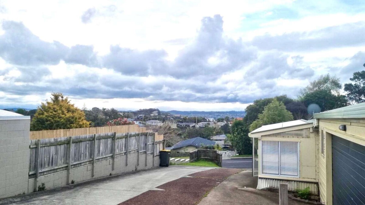 2 x two bedroom homes, both on a large elevated 837 sqm (more or less) site with views, Located in a family friendly neighbourhood with nearby Stanmore Bay Beach, shops and restaurants, 4 Brian Crescent Stanmore Bay, Auckland