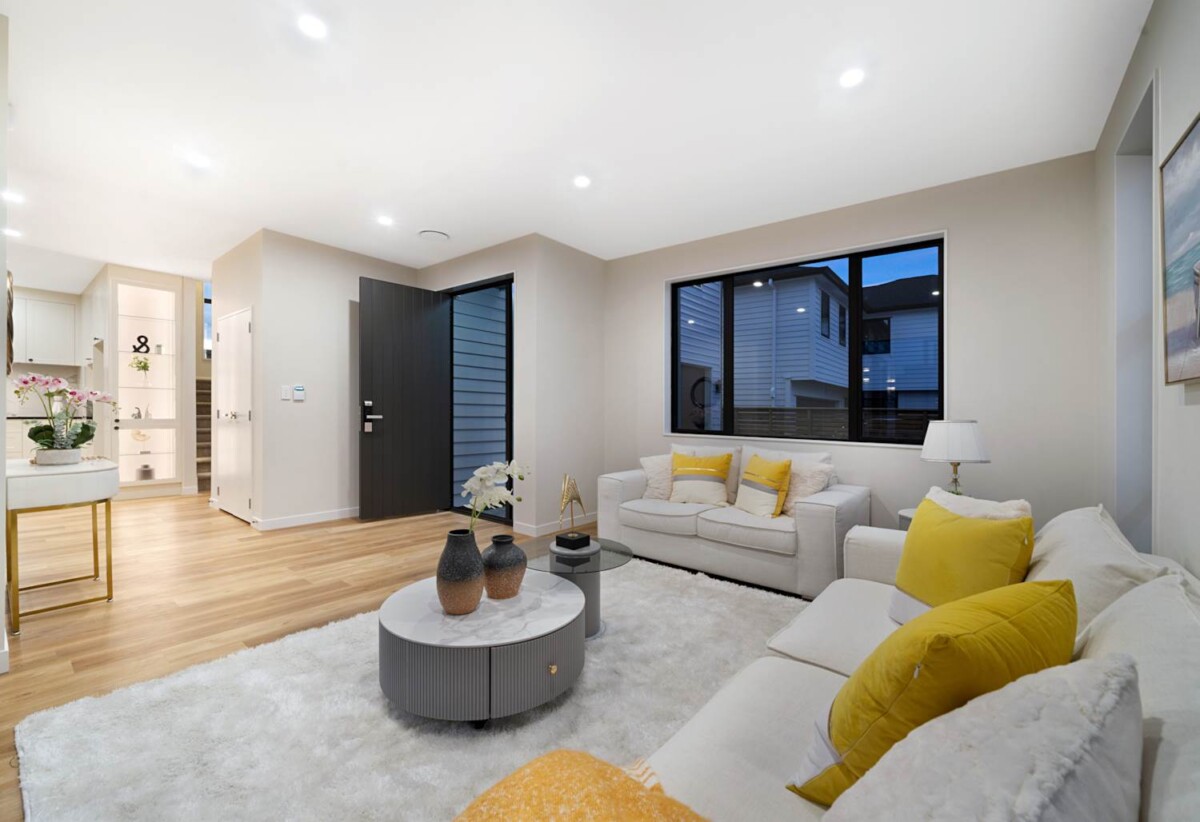 92C Godley Road, Green Bay, Auckland