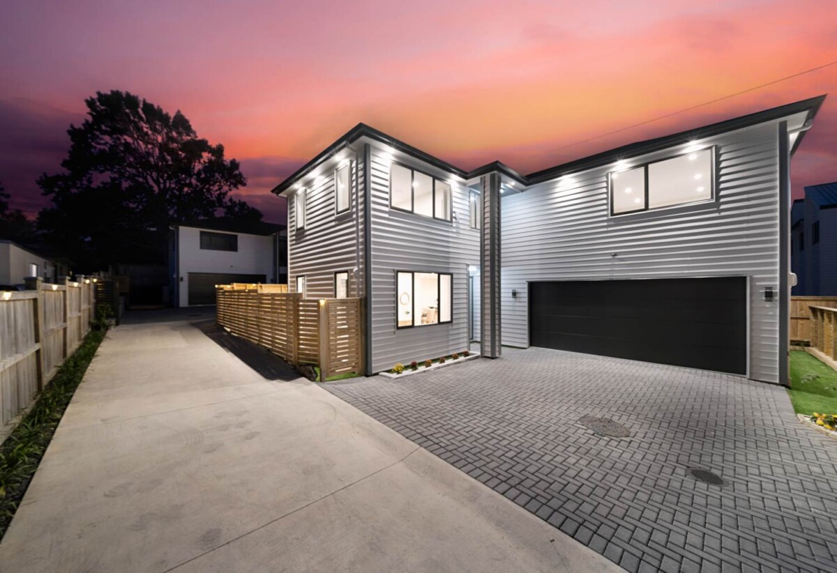 92C Godley Road, Green Bay, Auckland