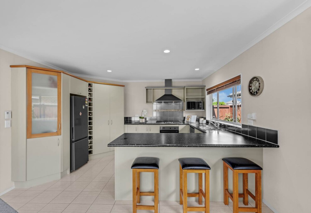 33 Malahide Drive, Flat Bush, Auckland