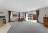 33 Malahide Drive, Flat Bush, Auckland