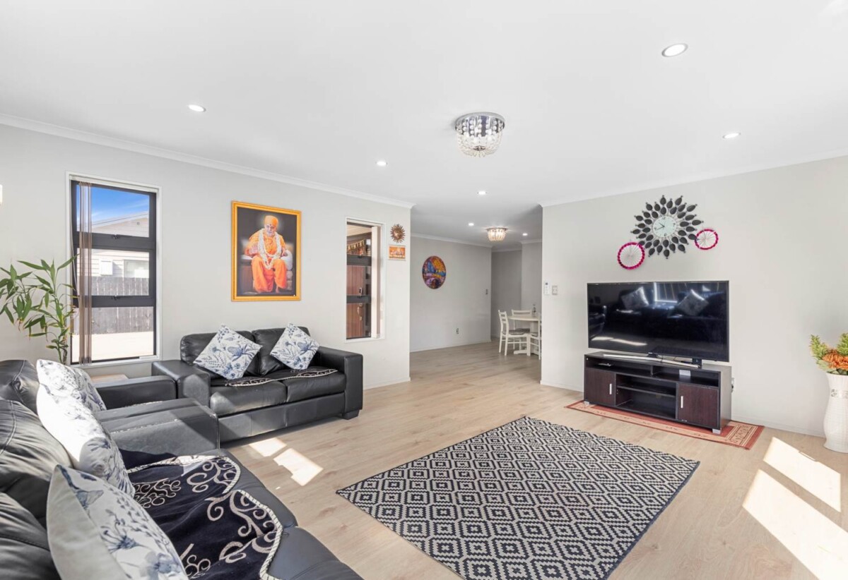 22A Freyberg Avenue, Papatoetoe, Auckland