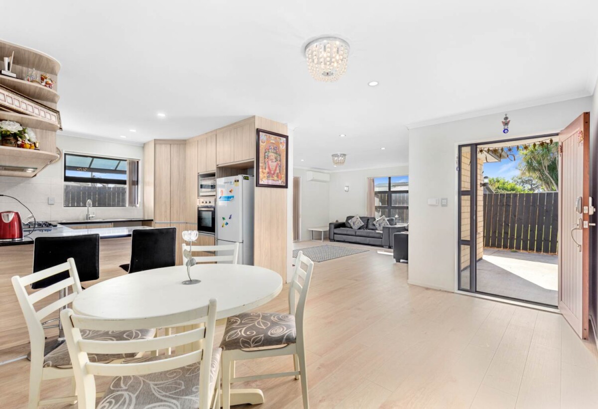 22A Freyberg Avenue, Papatoetoe, Auckland
