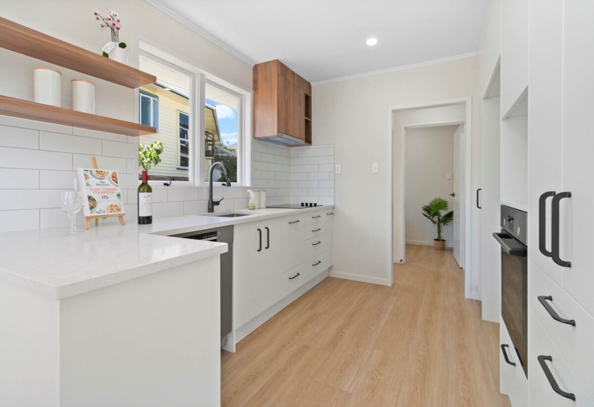 11 Pasteur Place, New Windsor, Auckland