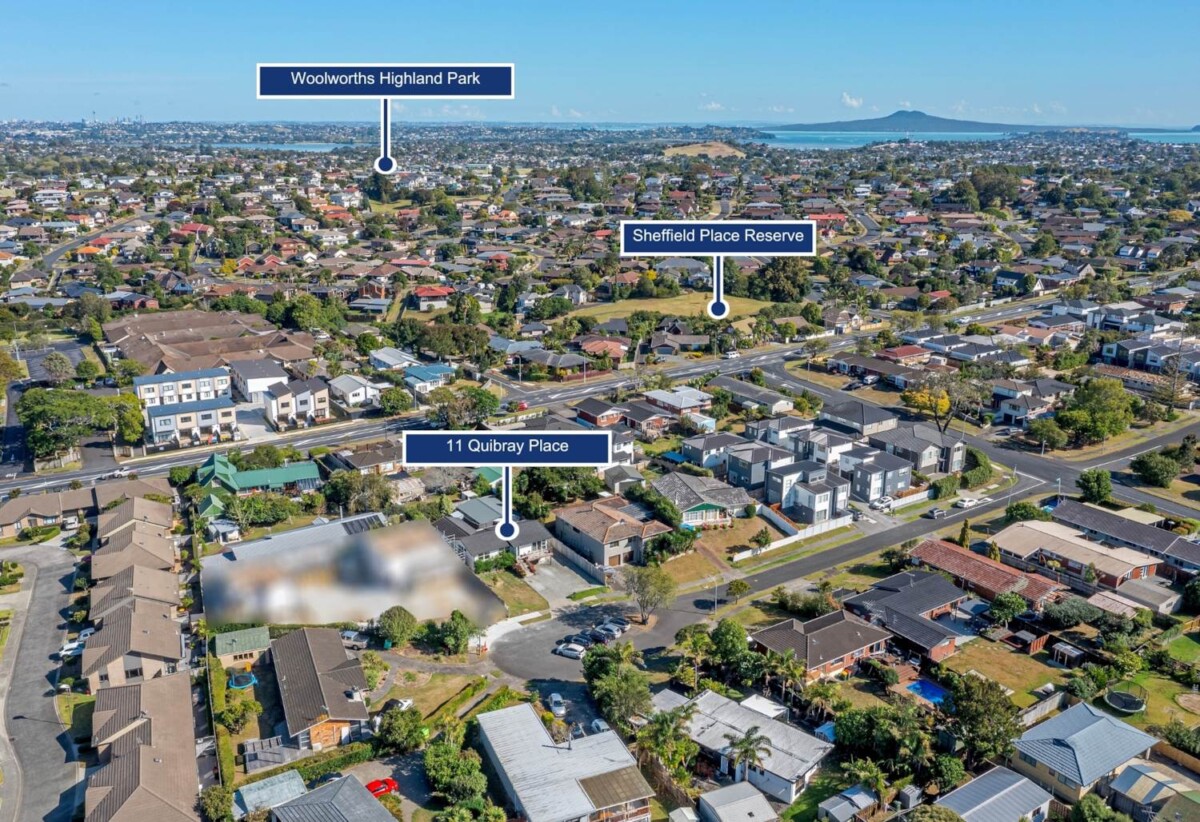 11 & 11A Quibray Place, Botany Downs, Auckland
