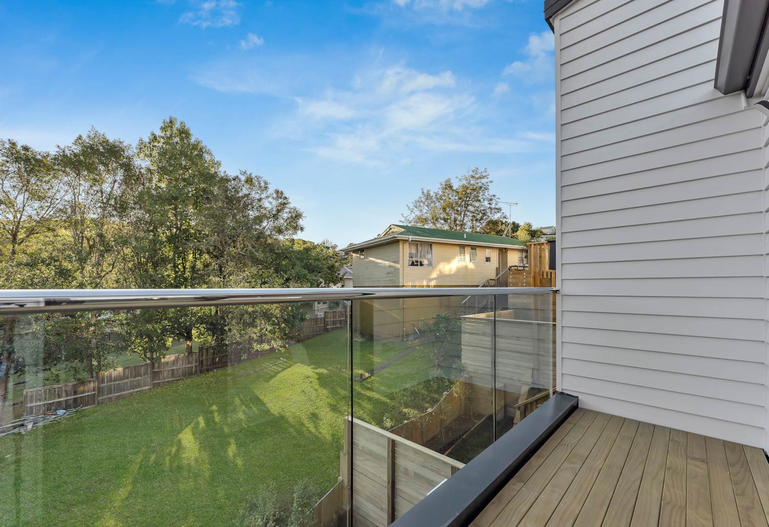 8A Jenanne Place, Totara Vale, Auckland