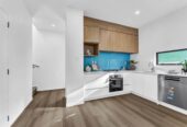 8A Jenanne Place, Totara Vale, Auckland