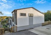 8E Jenanne Place, Totara Vale, Auckland