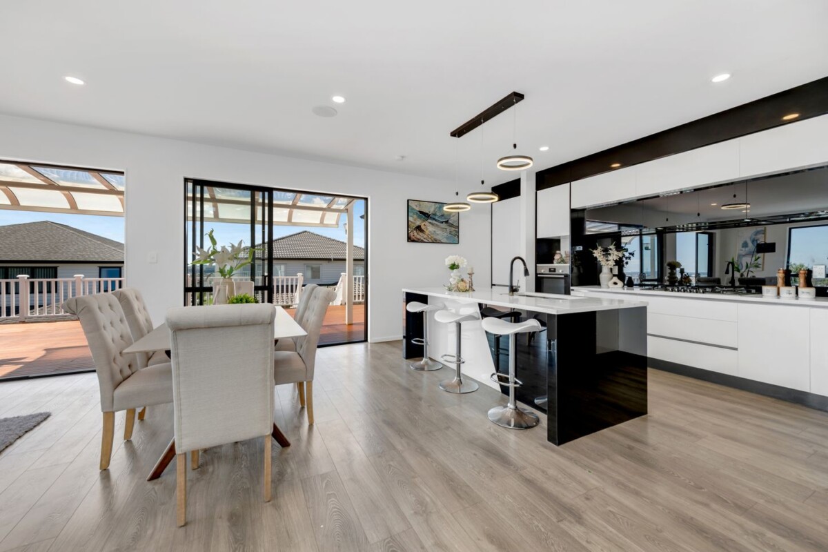 10 Ripa Street, Flat Bush, Auckland