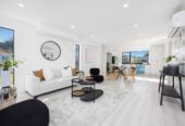 Enquiries Over $900,000, Ignore the C.V.! Selling below CV ( CV$1.125M), 158m2 brandnew freehold 4 beds 3.5 baths home with garage, close to schools, shops, supermarket, parks, 37D Erima Avenue, Point England, Auckland