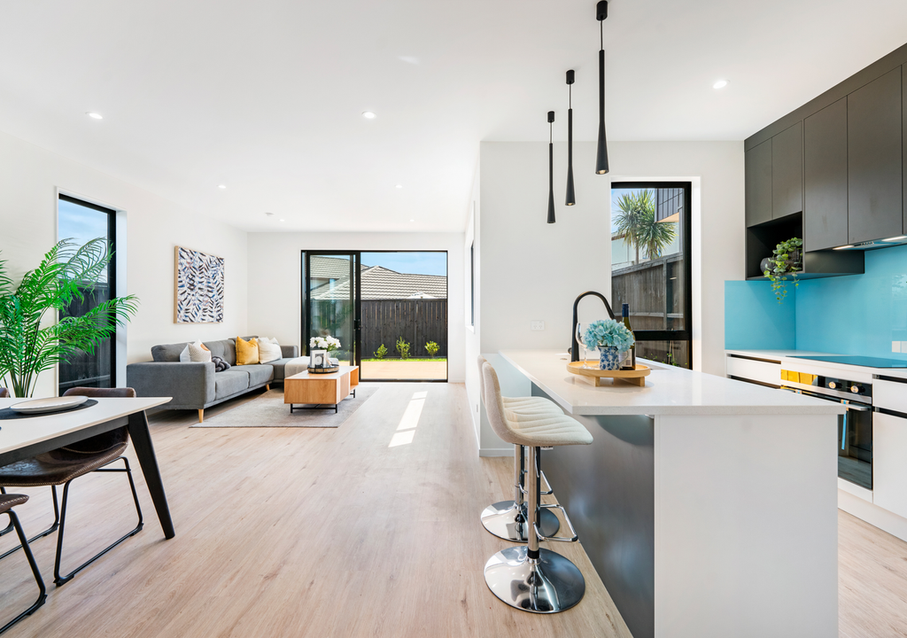 6/90 Picasso Drive, West Harbour, Auckland