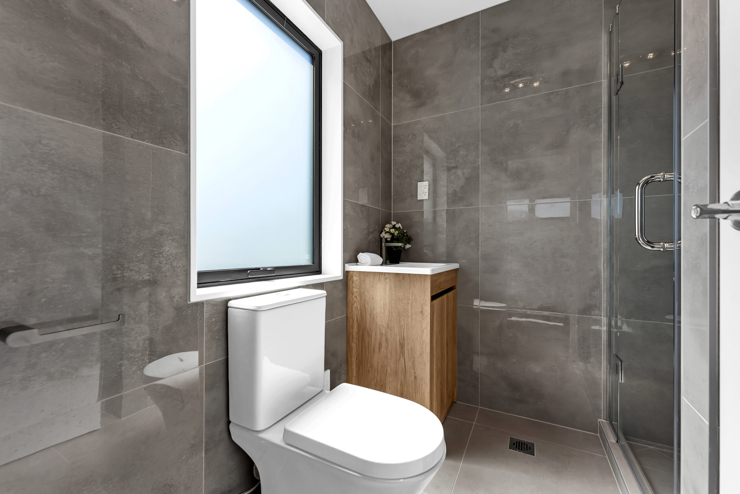 Modern Comfort at an Unbeatable Value – Make an Offer!