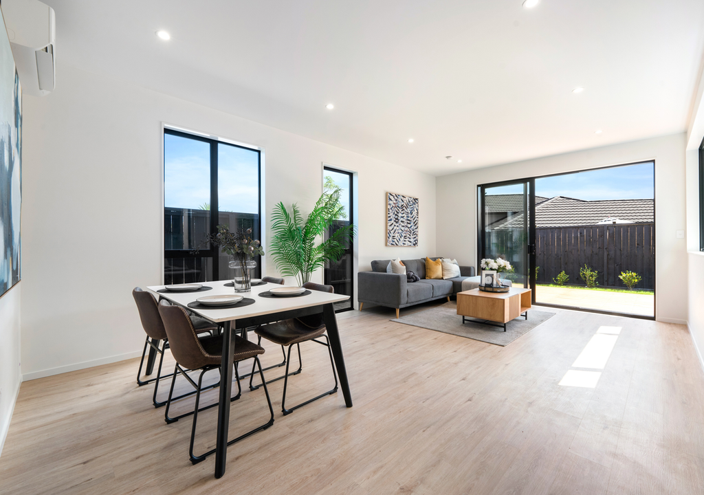 6/90 Picasso Drive, West Harbour, Auckland