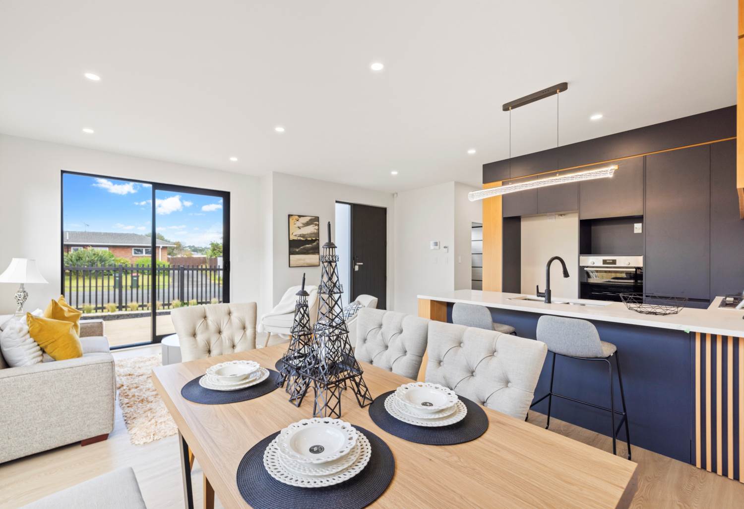 9A Liam Place, Half Moon Bay, Auckland