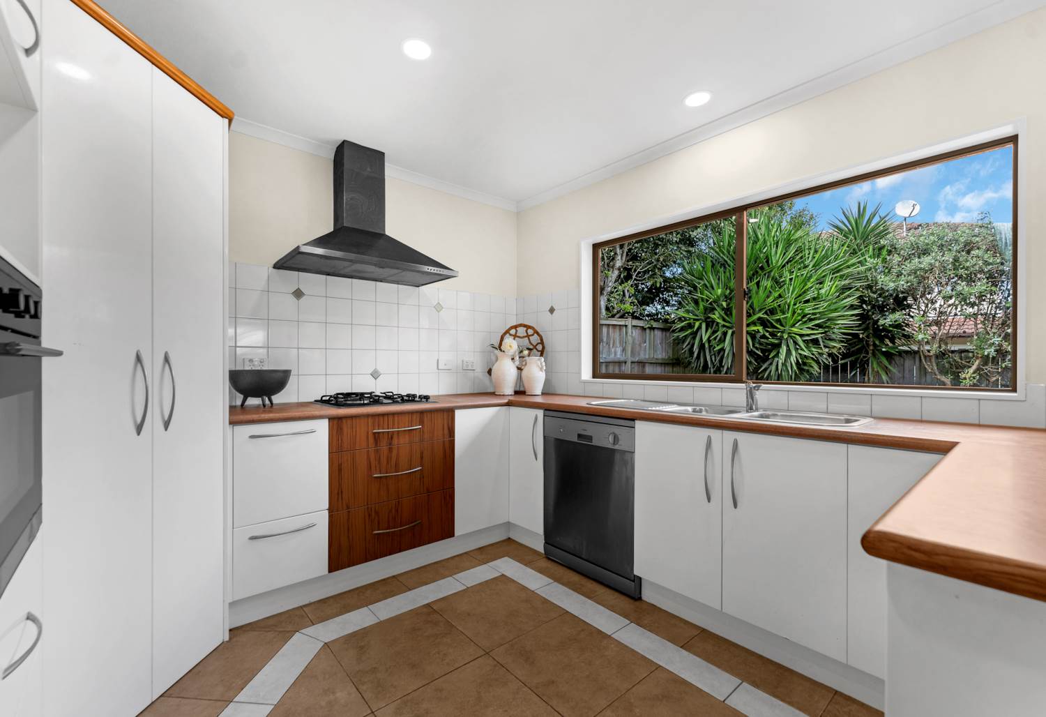 19 Maybole Drive, Flat Bush, Auckland