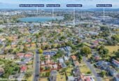 Investor Quit– Must Sell, Brick 3 beds house on 660m2 section, whit RC for 5 new homes, close to supermarkets, schools, town centres, 5 Tunis Road, Panmure, Auckland