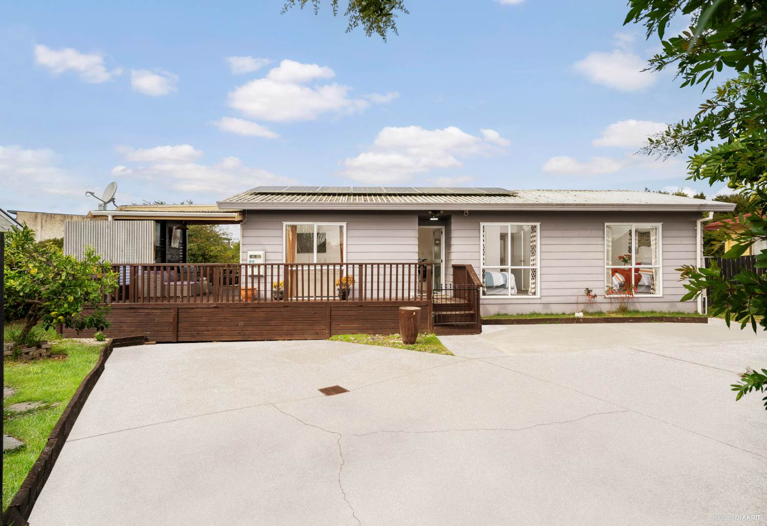 Renovated, Self-Powered Home, 18B Trimdon Street, Randwick Park, Auckland