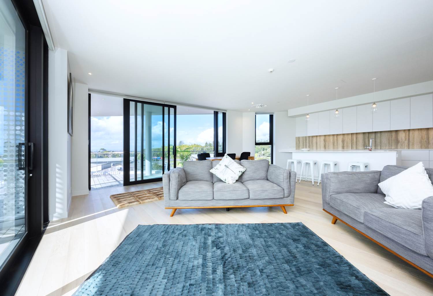 Auckland Grammar and Epsom Girls’ Grammar School zone, overseas vendor, 3 beds 2 baths apartment with 2 car parks, 311/223A Greenlane West, Epsom, Auckland
