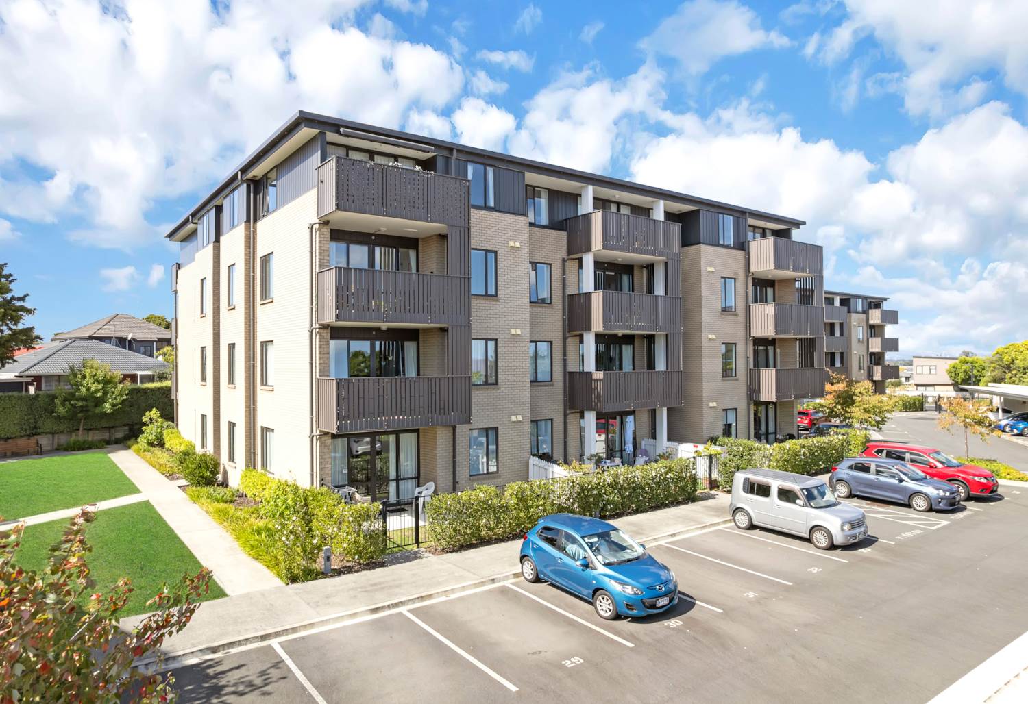 2 beds 1 bath 1 car park apartment, walks to schools, Manurewa town centre, 201/20B Alfriston Road, Manurewa East, Auckland