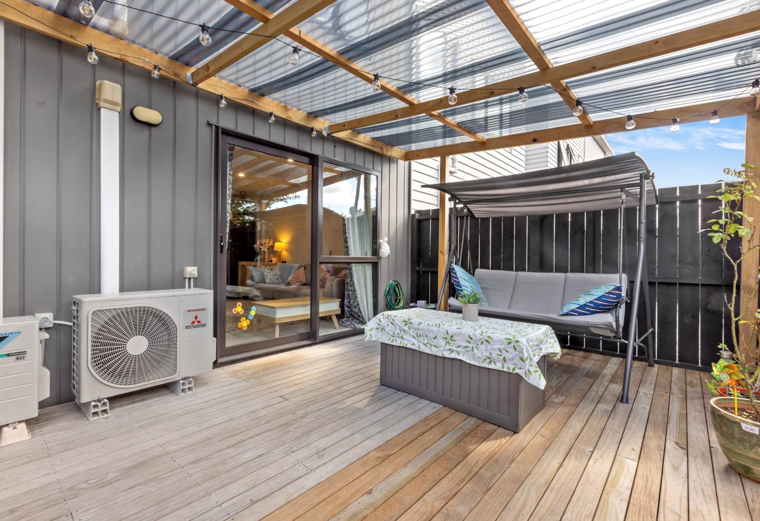 7/30 West Coast Road, Glen Eden, Auckland