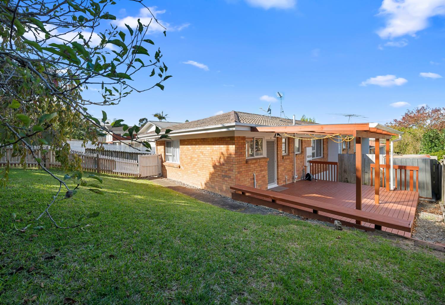 1/112 Gossamer Drive, Pakuranga Heights, Auckland