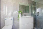 Enquiries Over $900,000, Ignore the C.V.! Selling below CV ( CV$1.125M), 158m2 brandnew freehold 4 beds 3.5 baths home with garage, close to schools, shops, supermarket, parks, 37D Erima Avenue, Point England, Auckland