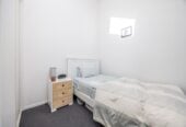 Auckland Girls’ Grammar School zone, Oversea vendor want a quick sale, 53m2 Freehold 2 beds 1.5 baths split-level apartment with 1 car park, 59/146 Fanshawe Street, Auckland Central, Auckland