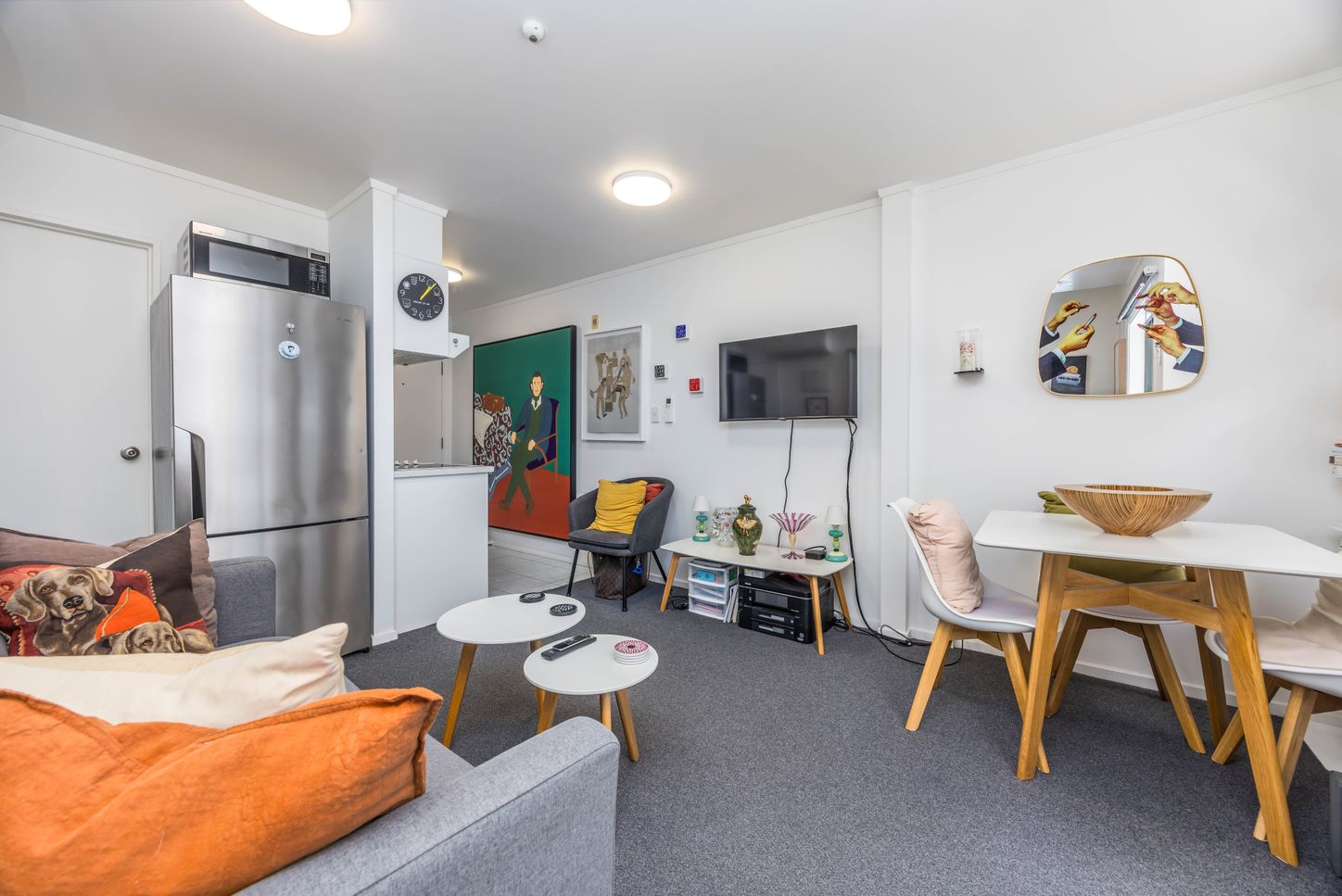 Auckland Girls’ Grammar School zone, Oversea vendor want a quick sale, 53m2 Freehold 2 beds 1.5 baths split-level apartment with 1 car park, 59/146 Fanshawe Street, Auckland Central, Auckland