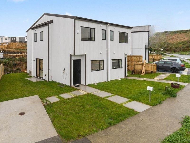 33B Crestview Rise, Papakura, Auckland