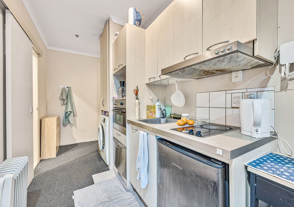 Double Grammar school zone, 24m2 Freehold 1 bed 1 bath Studio apartment, 1.1 km to Auckland Girls’ Grammar School, 1.7 km to Auckland Grammar, 410/47 Wakefield Street Auckland Central, Auckland