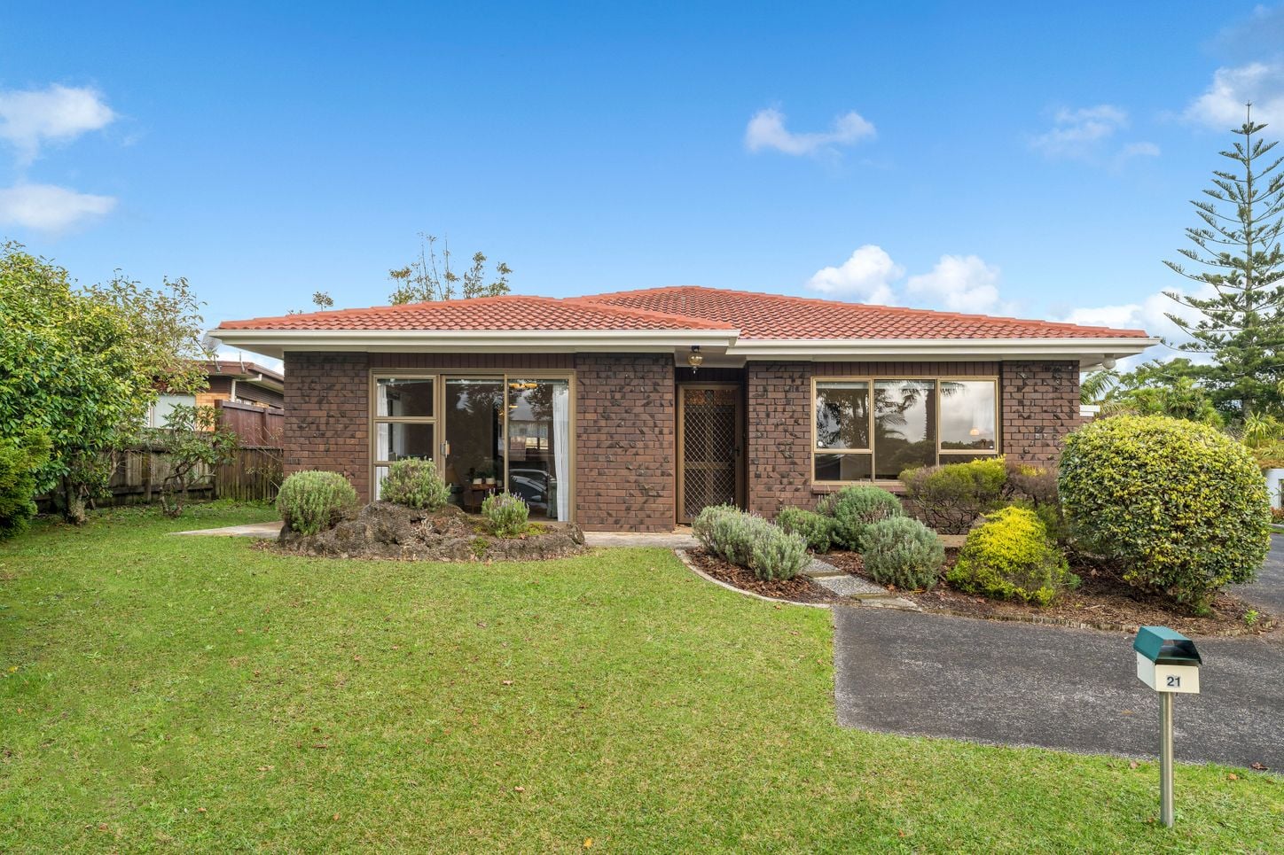21 Matuhi Rise, Henderson, Auckland