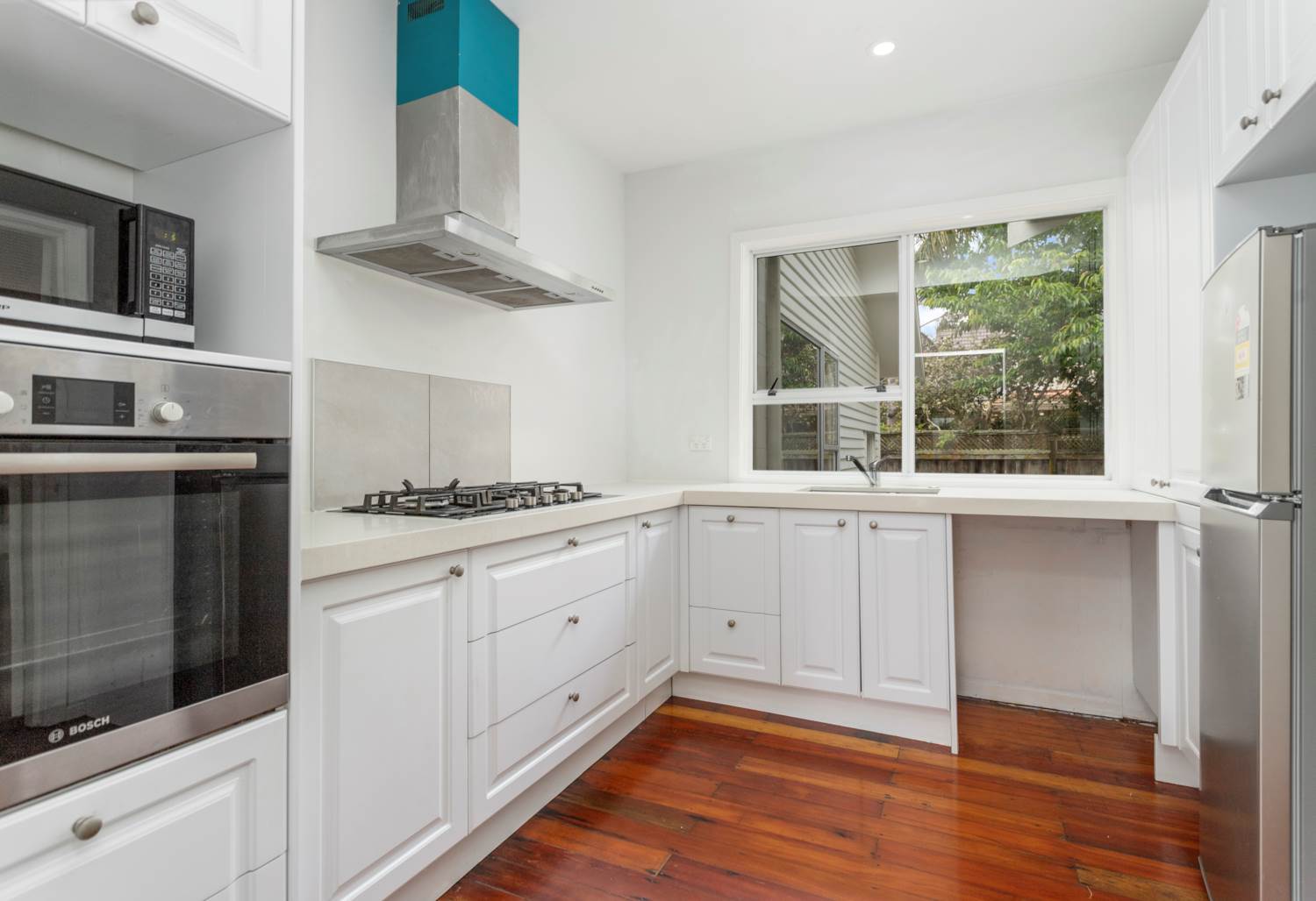 Double Grammar school zone, 5 beds 1.5 baths main home + 3 beds granny + standalone 1 bed 1 bath and laundry sleepout, 2 km to Epsom Girls’ Grammar School, 2.8 km to Auckland Grammar, 7-7A Rangiatea Road, Epsom, Auckland