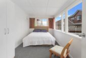 Double Grammar school zone, 5 beds 1.5 baths main home + 3 beds granny + standalone 1 bed 1 bath and laundry sleepout, 2 km to Epsom Girls’ Grammar School, 2.8 km to Auckland Grammar, 7-7A Rangiatea Road, Epsom, Auckland