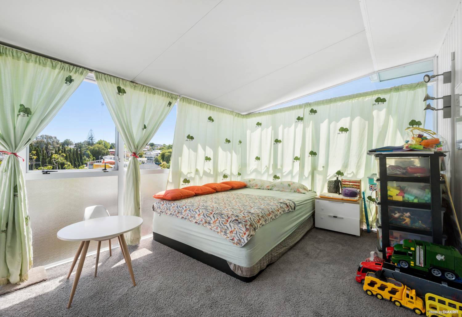 9 Chequers Avenue, Glenfield, Auckland